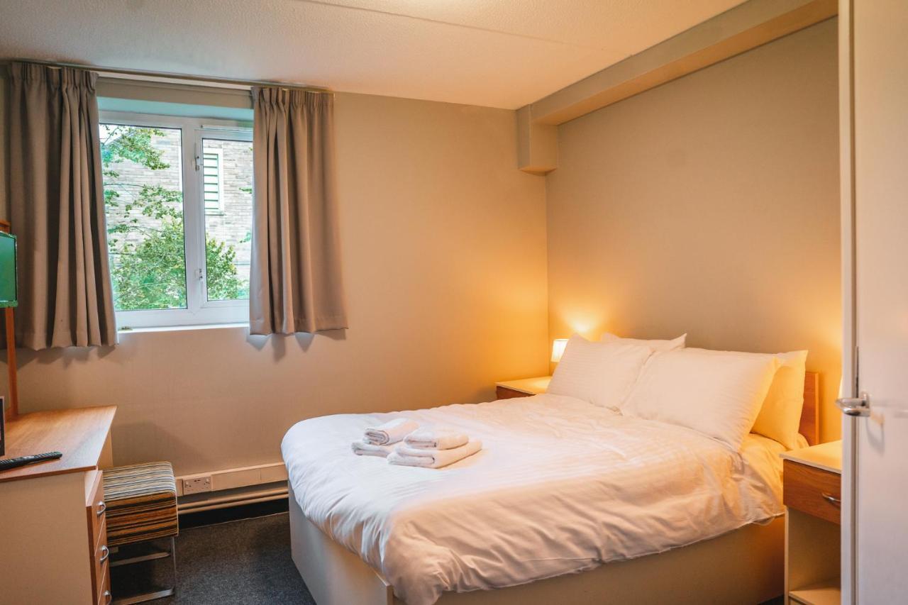 The Venue Serviced Apartments Huddersfield Eksteriør bilde