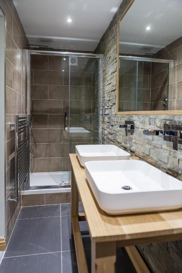 The Venue Serviced Apartments Huddersfield Eksteriør bilde